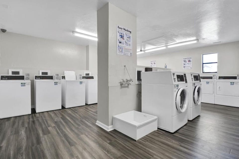 Surf Condo Laundry