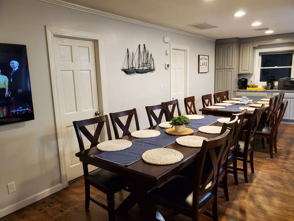 Dining room upstairs - Seats 16