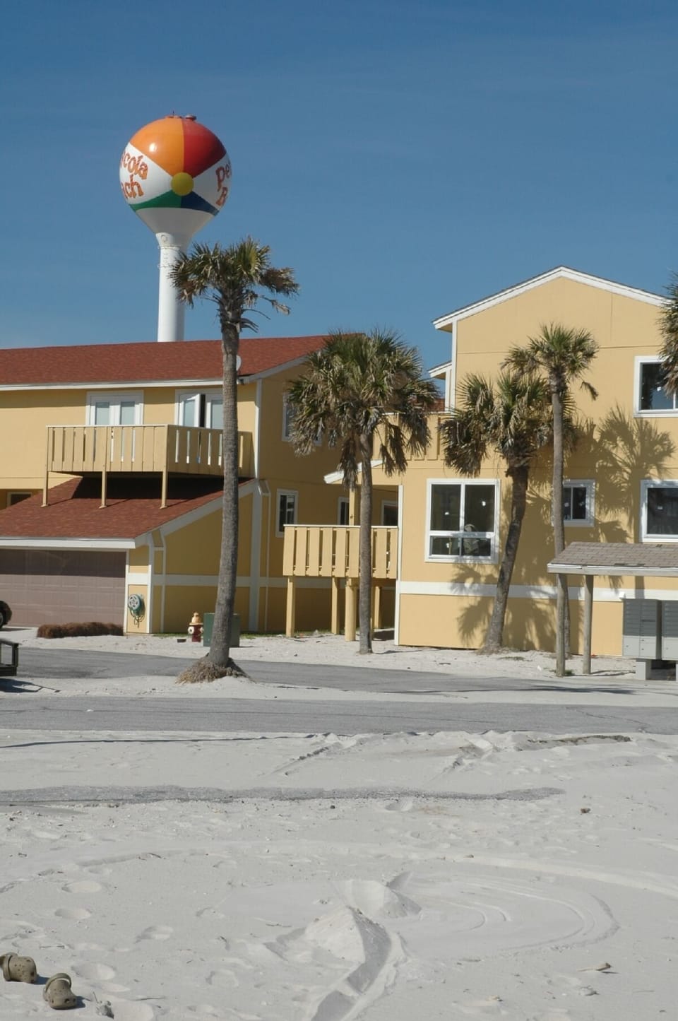 Steps to the beach