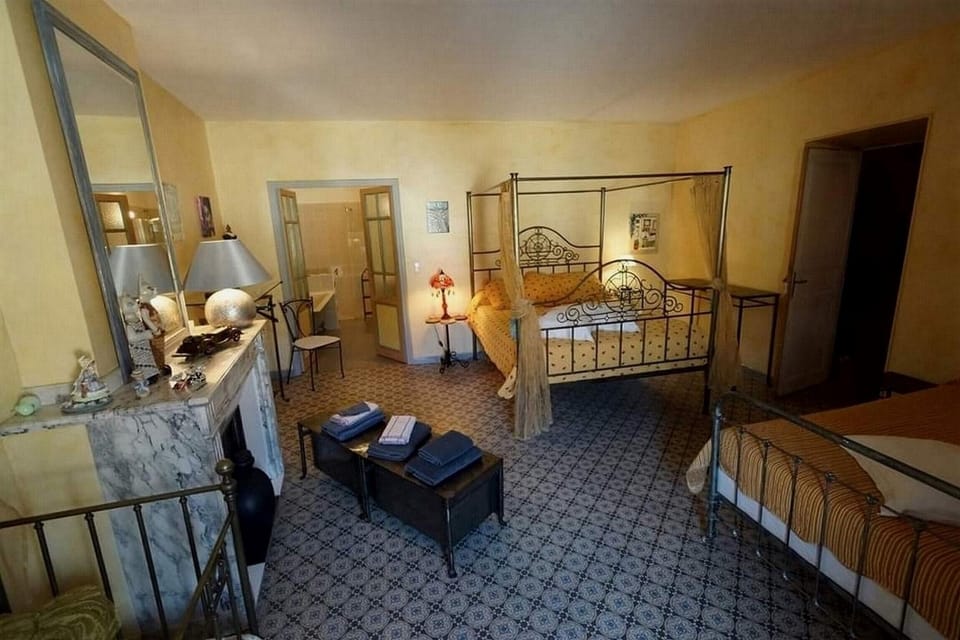 1 bedroom