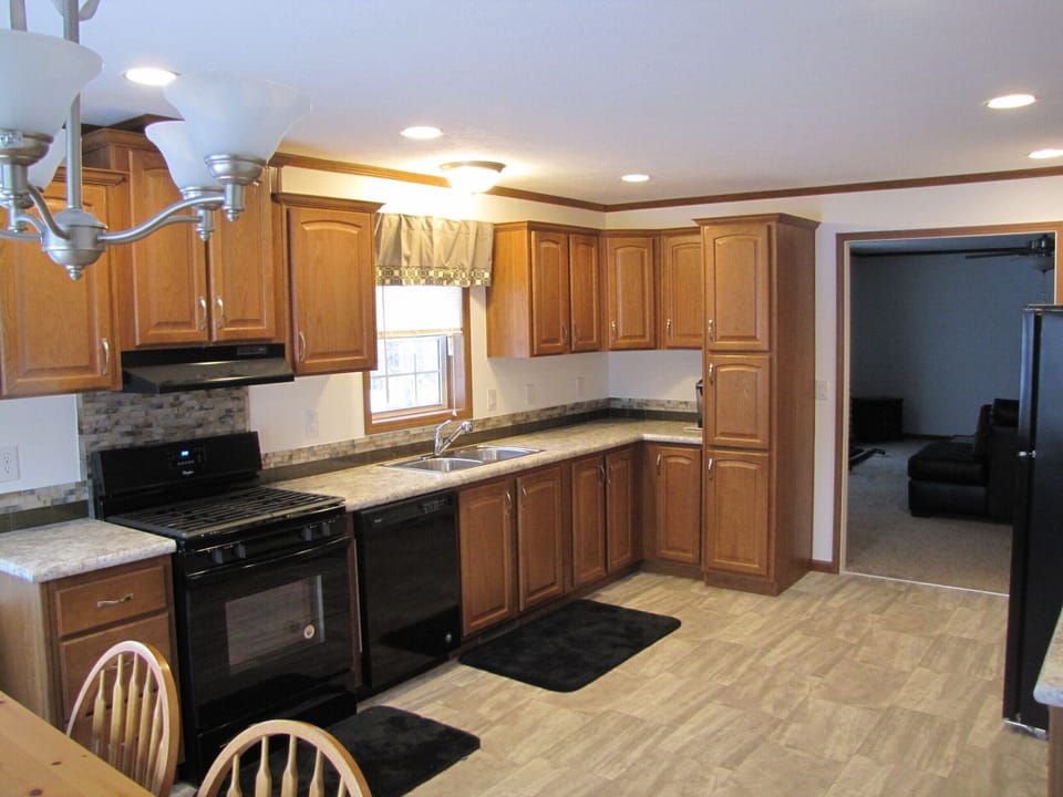 STOVE/DISHWASHER/ REFRIGERATOR/ MICROWAVE / COFFEE MAKER/ WASHER DRYER OFF KITCH