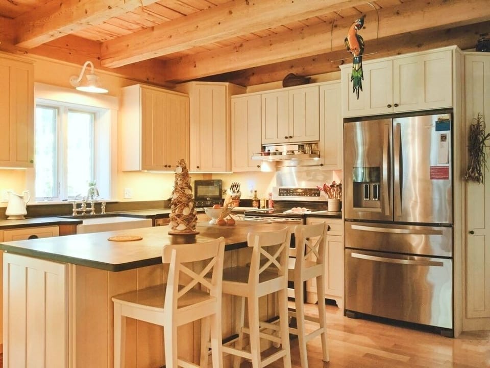 Open modern kitchen awaits.