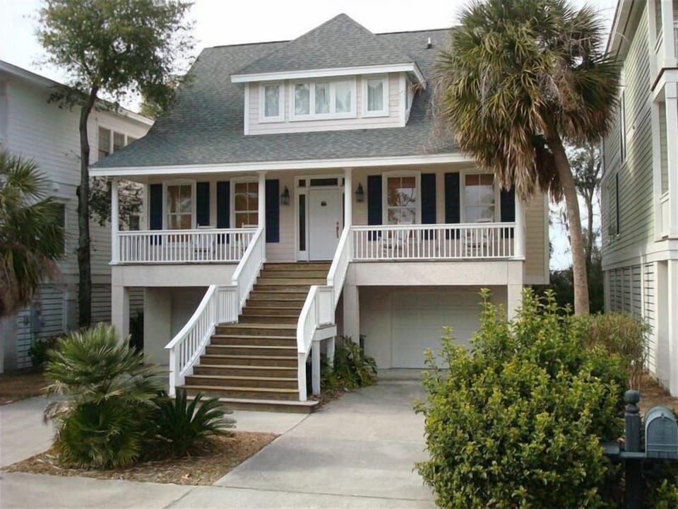Fripp Island House with Golf Course View, Marsh View and Screen Porch 