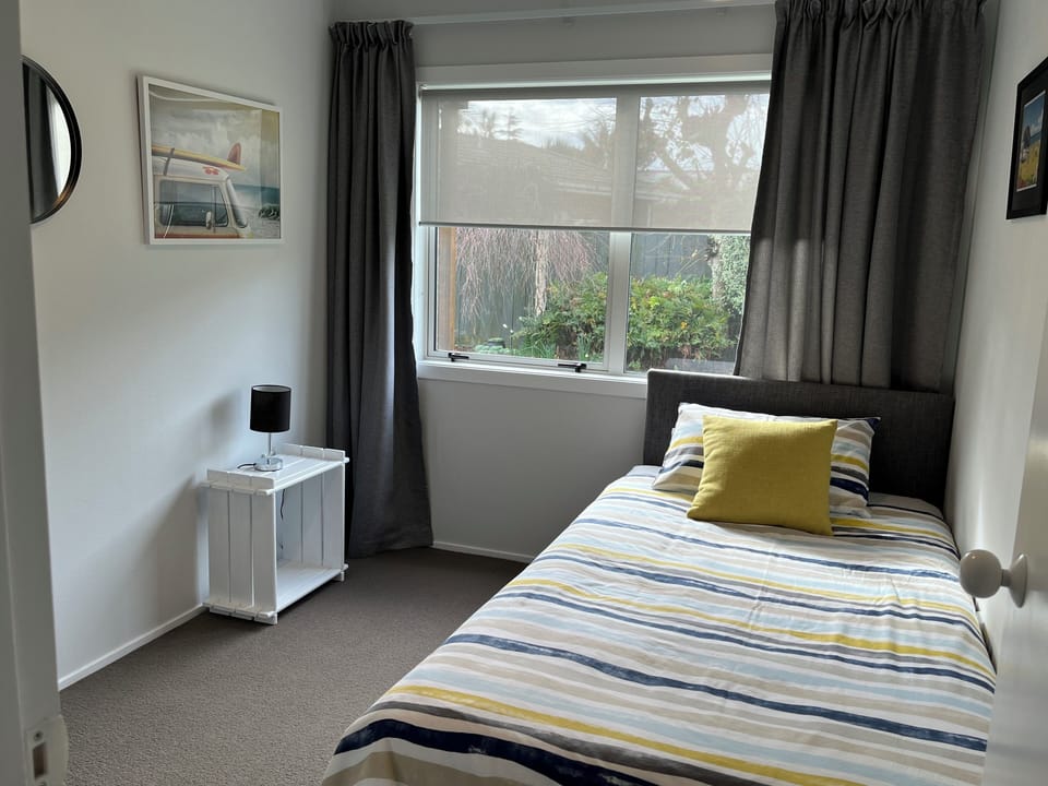 3 bedrooms, iron/ironing board, travel crib, free WiFi