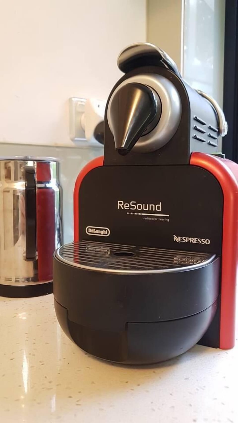De Longhi 'Nespresso' Coffee Machine