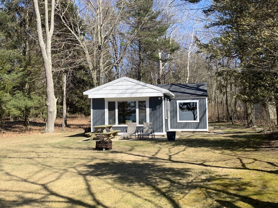 Cottage Is in a Quiet Secluded Area