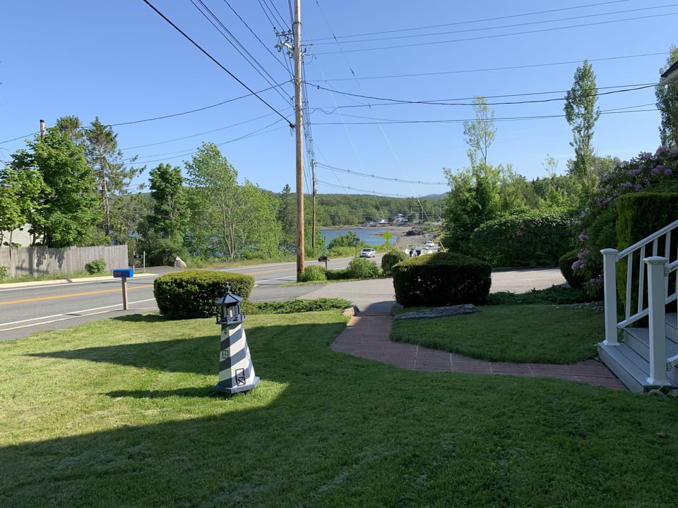 front yard
