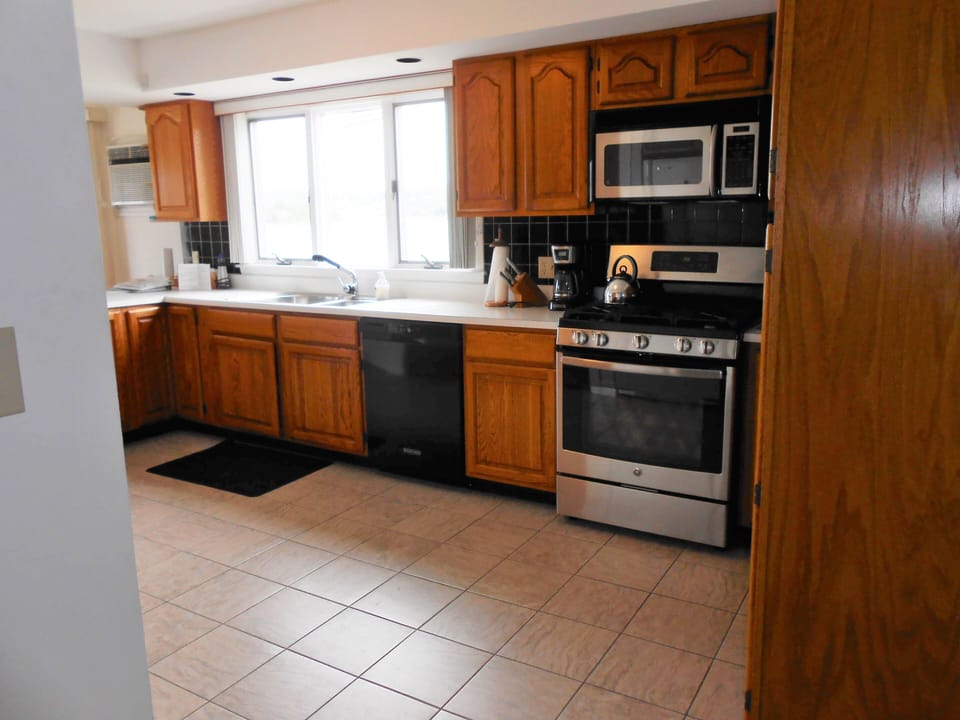 New stove/oven.