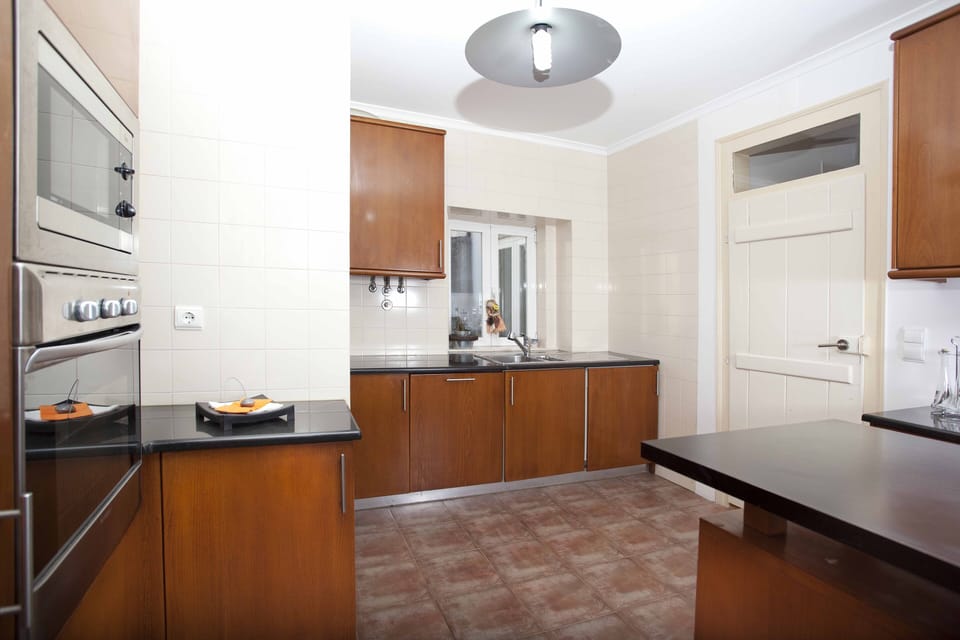 Spacious Kitchen