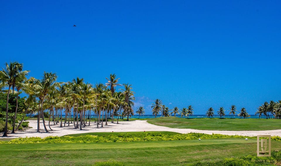 Golf and beach in front of the house