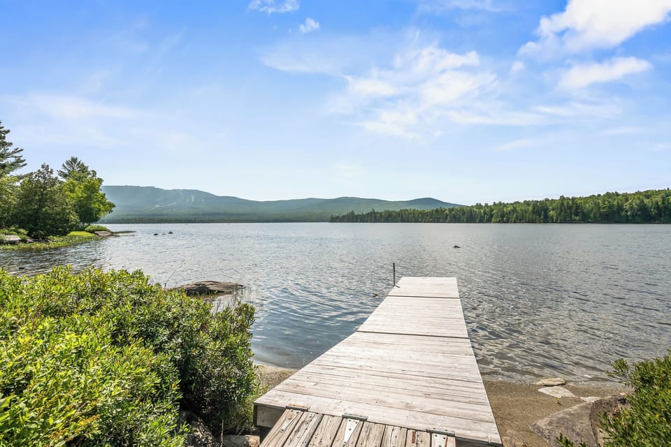 Dock on Saddleback Lake!