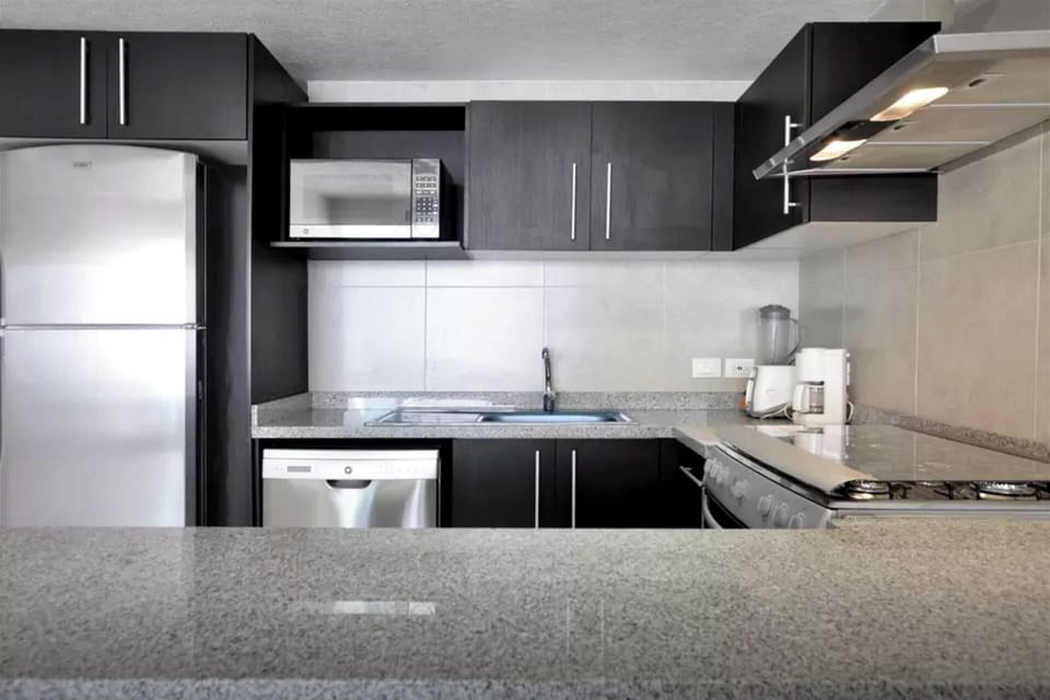 Fully equipped modern kitchen !