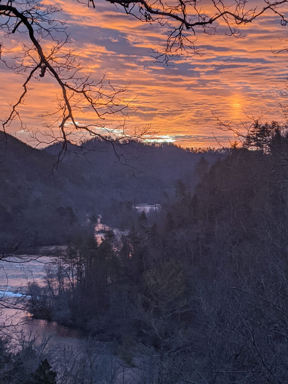 Early sunrise on the Hiwassee River
