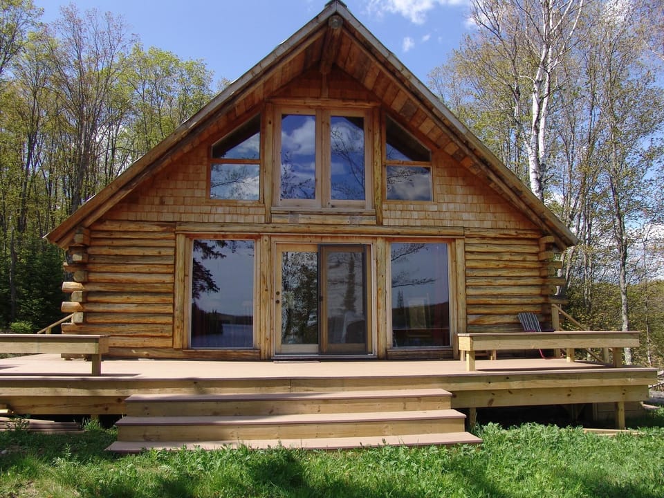 Lake view from every room!