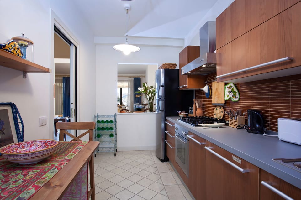The kitchen 