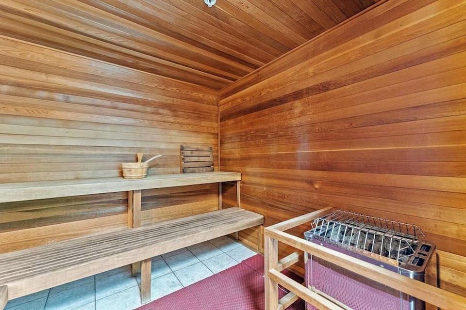 Dry Sauna