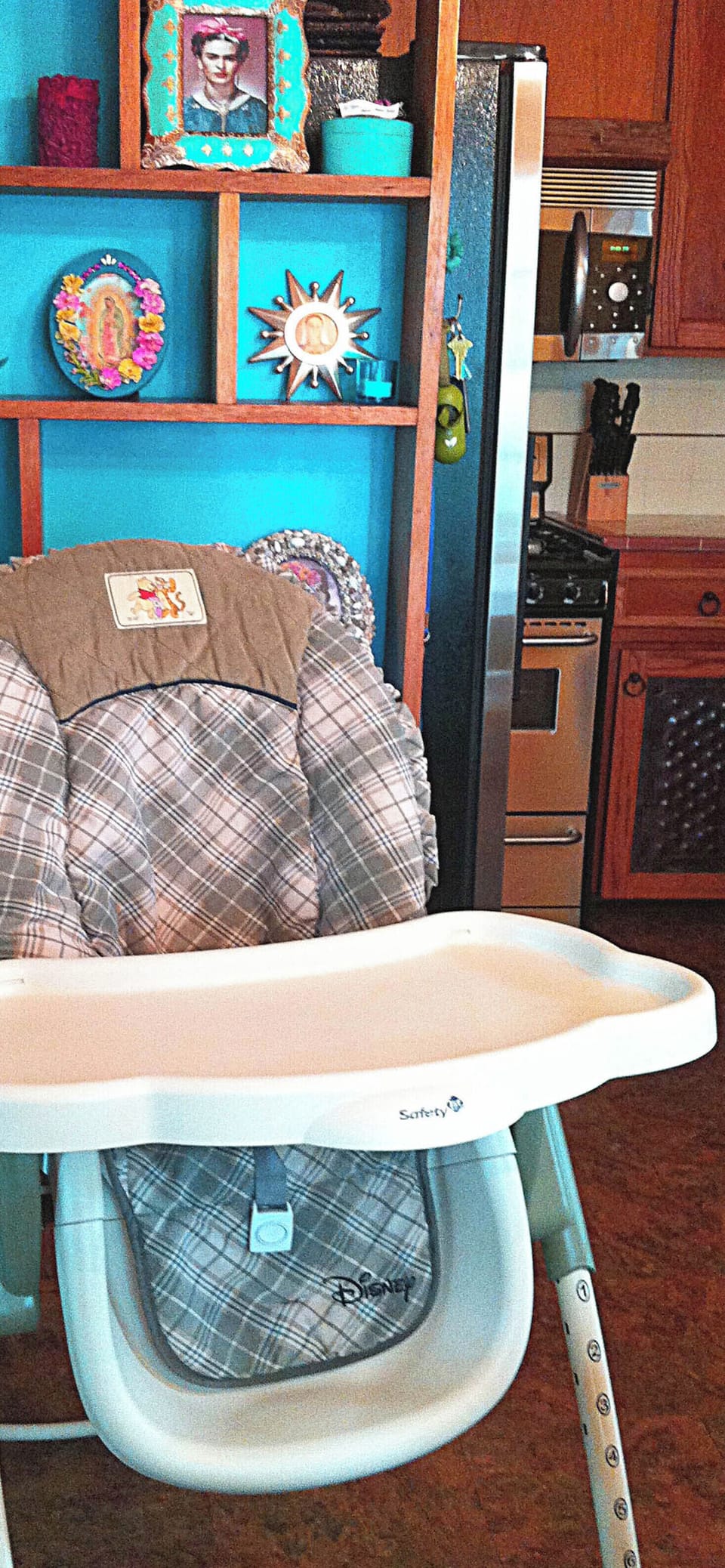 High chair, portable crib, large baby tub, stroller, and toys are available.