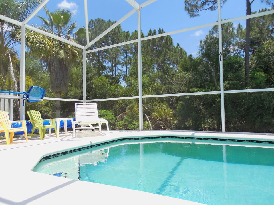 Relax under the Florida sun (little chairs for the little one, too)
