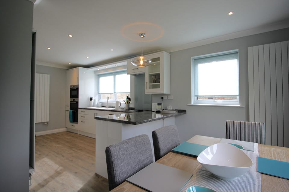 Kitchen / Diner.  Seating for 6.