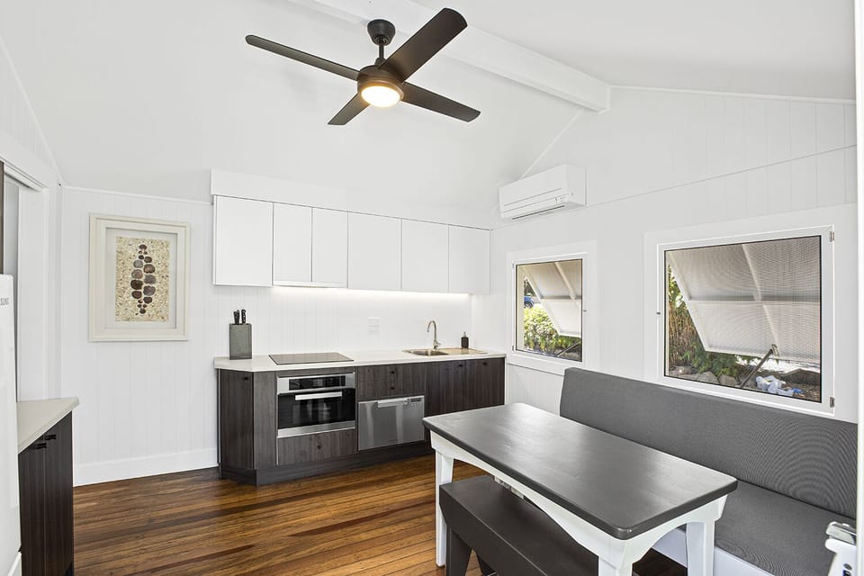 Kitchen/lounge