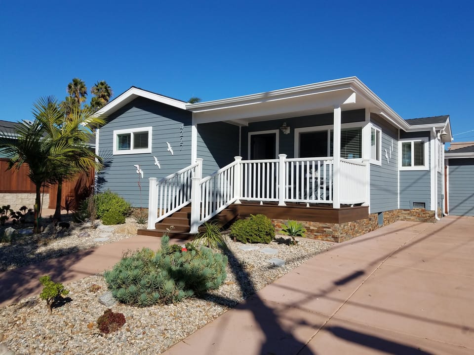 The Seagull Main House - Adorable!