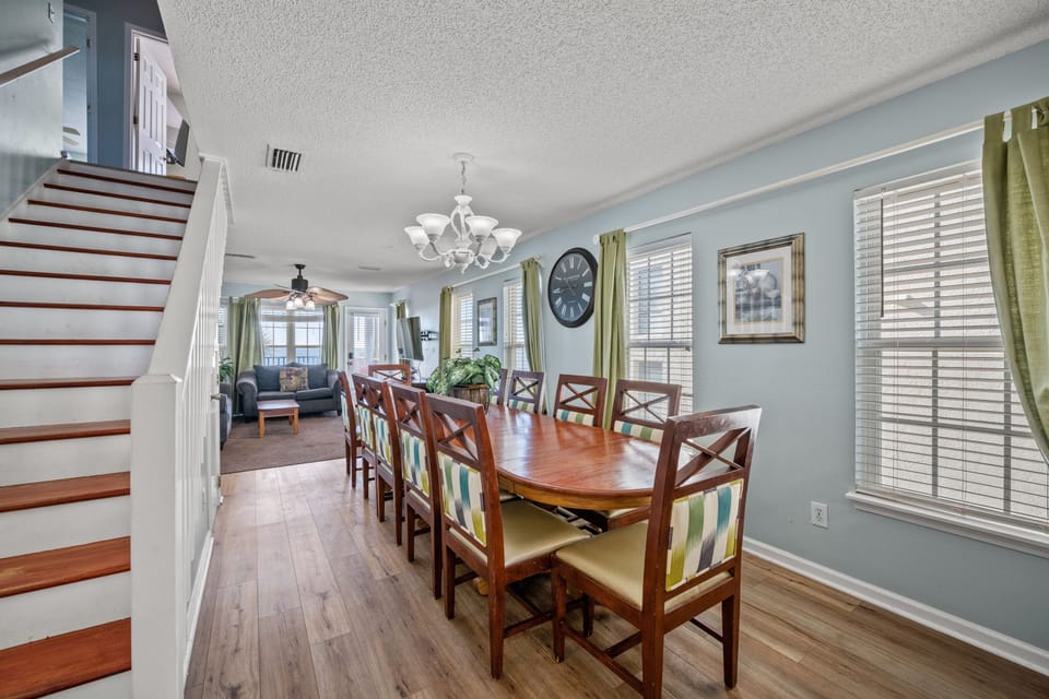 Plenty of space for the family to enjoy a meal together.