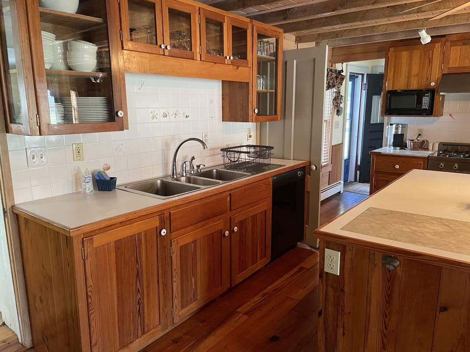 Another kitchen view