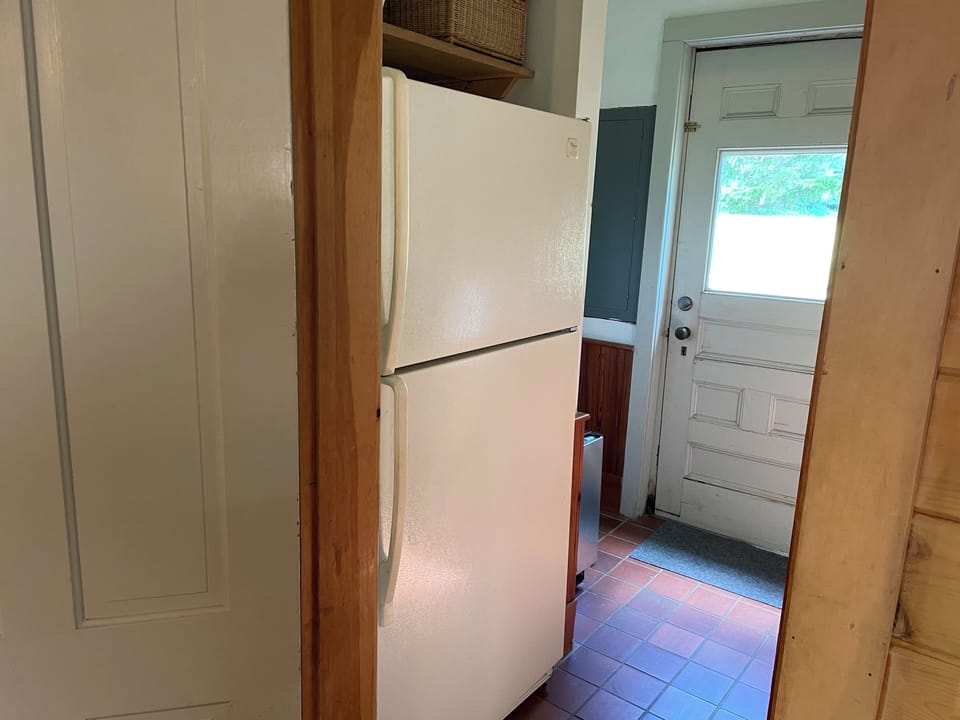 2nd refrigerator and ice maker