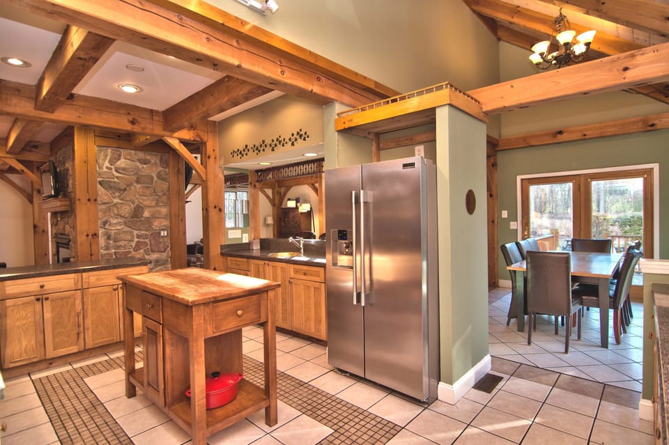 Kitchen additional view