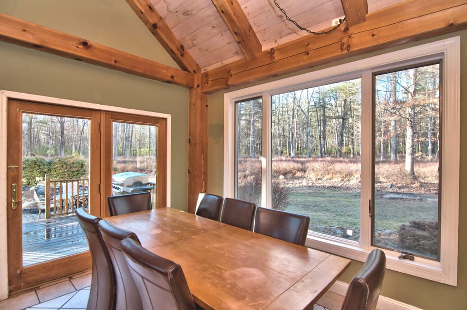 Dining Area overlooking grill area - We supply one tank of propane.