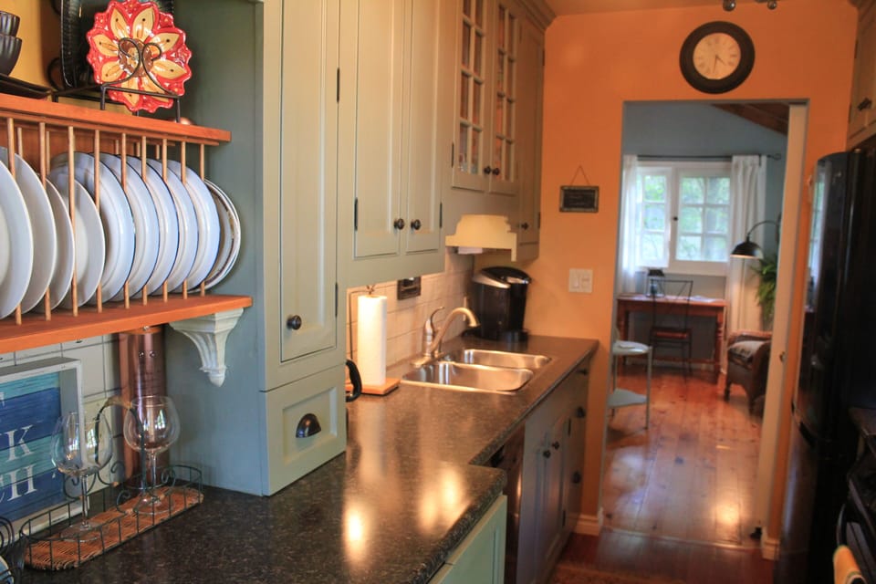 Fully equipped Galley Kitchen