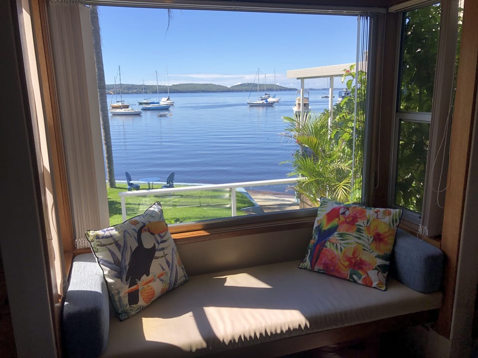 the bay window