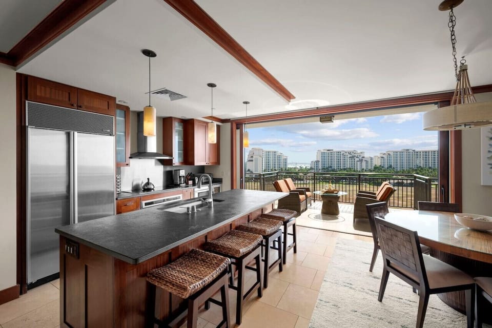 Beautiful chef`s kitchen