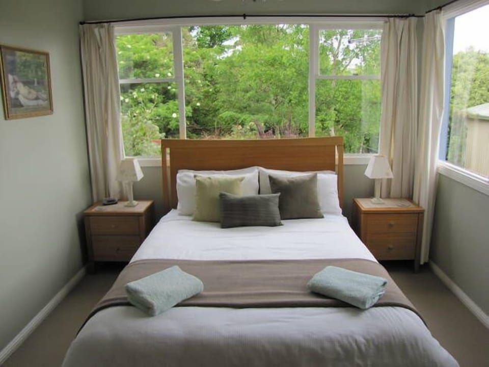 Fern bedroom at rear of house (with ensuite)