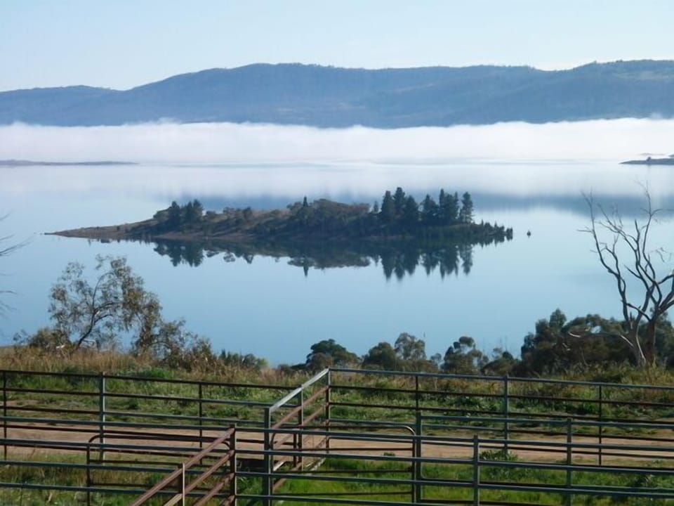 Stockyards 2, Jindabyne - The view of Lake Jindabyne