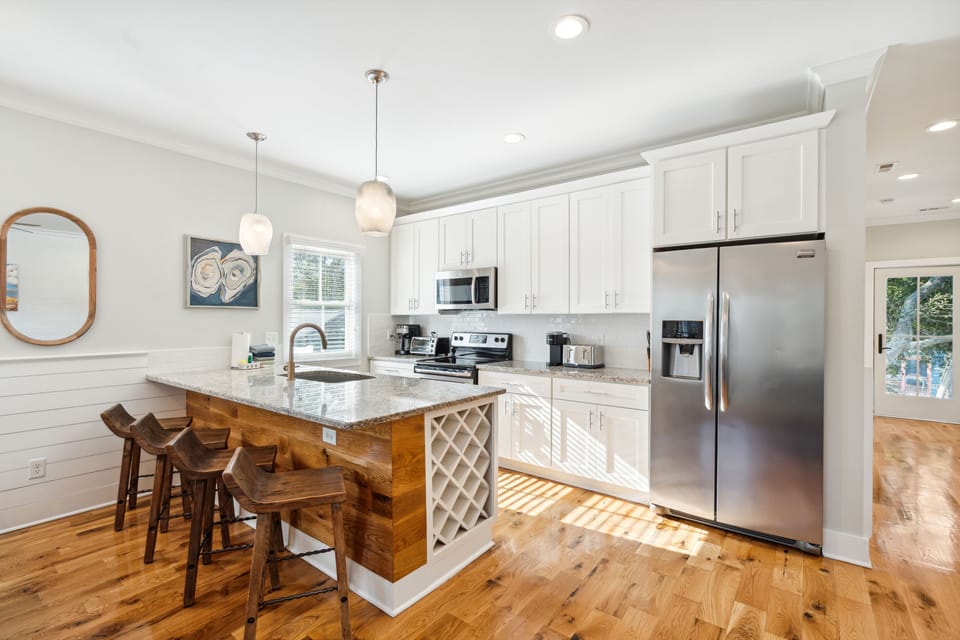 Fully equipped kitchen that has everything you need to cook for friends and family or entertain