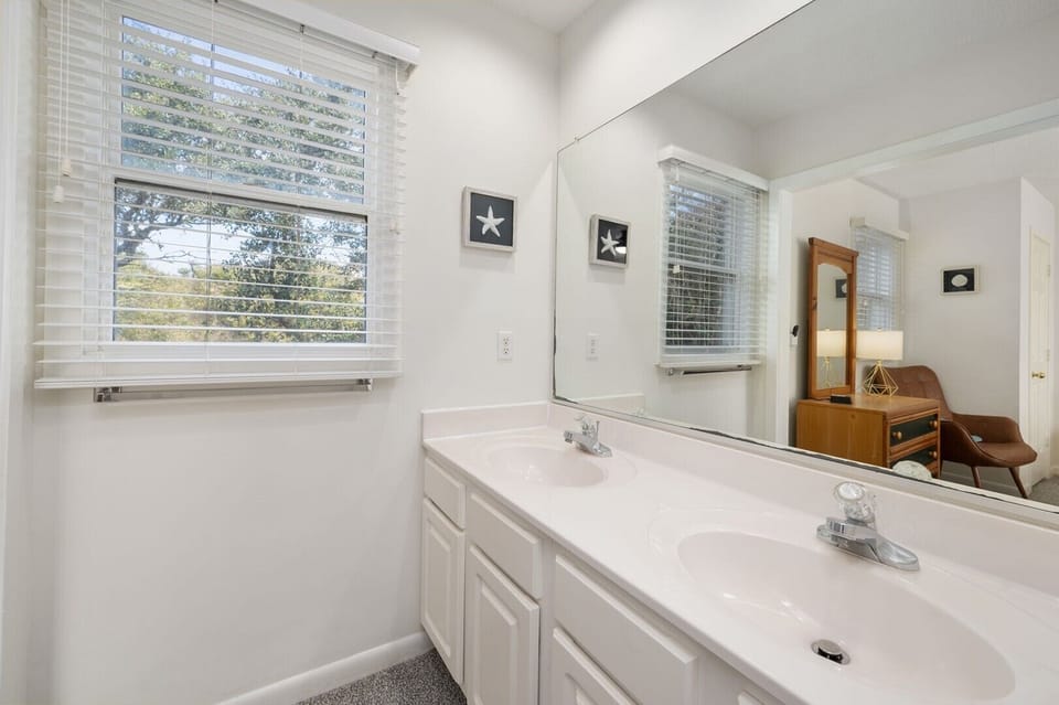 36-web-or-mls-718-Rendezvous-BR4-Private-Bath