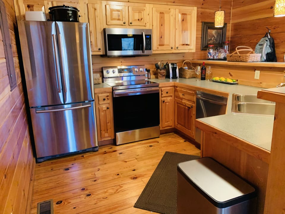 Updated stainless appliances 