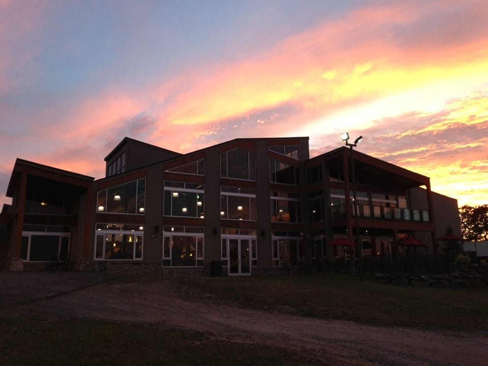 Masthope Ski Lodge /Summit restaurant  bar/snack bar/pool table/game room