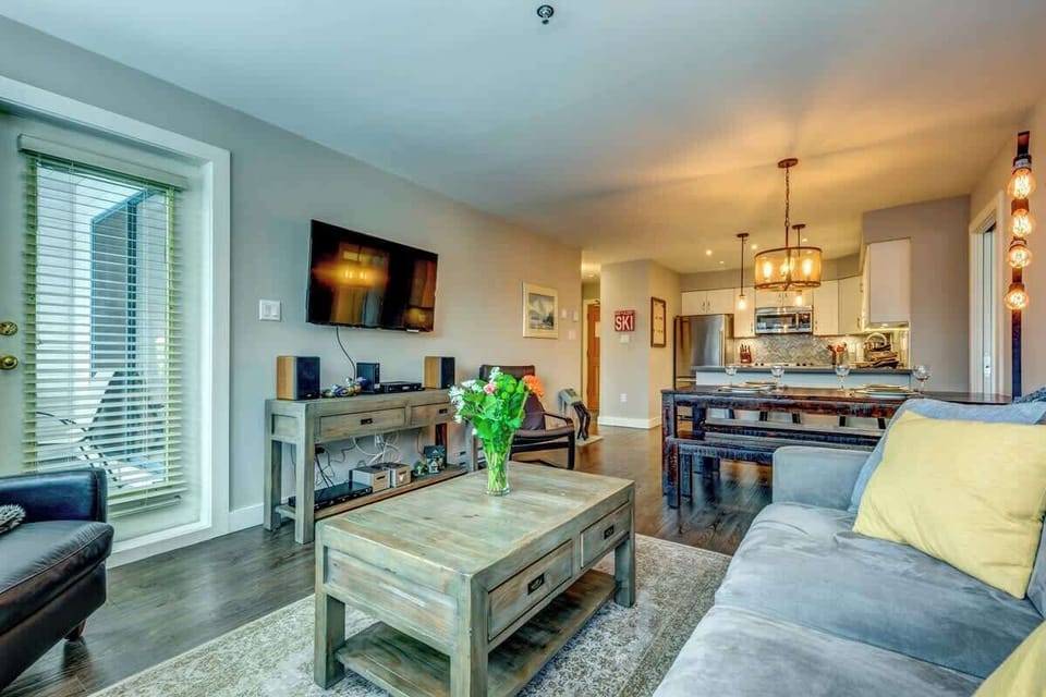 Living Room  - Greystone Lodge Unit 221