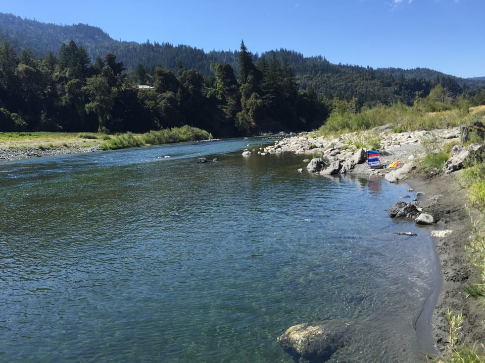 The current is on the far side, we get this nice swimming area on our side. 