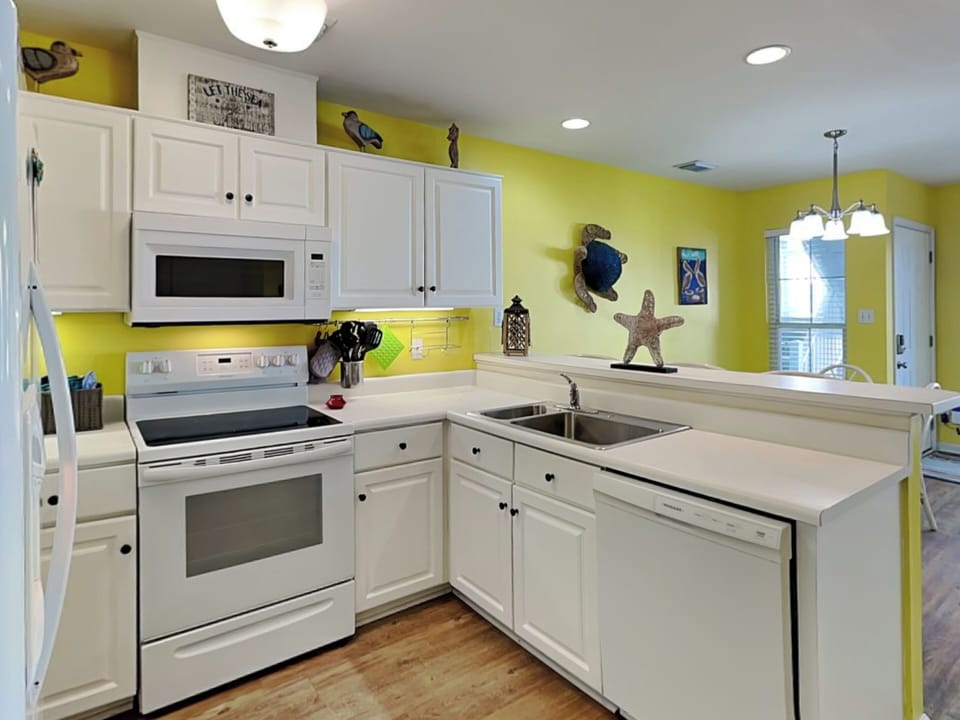 Full Kitchen