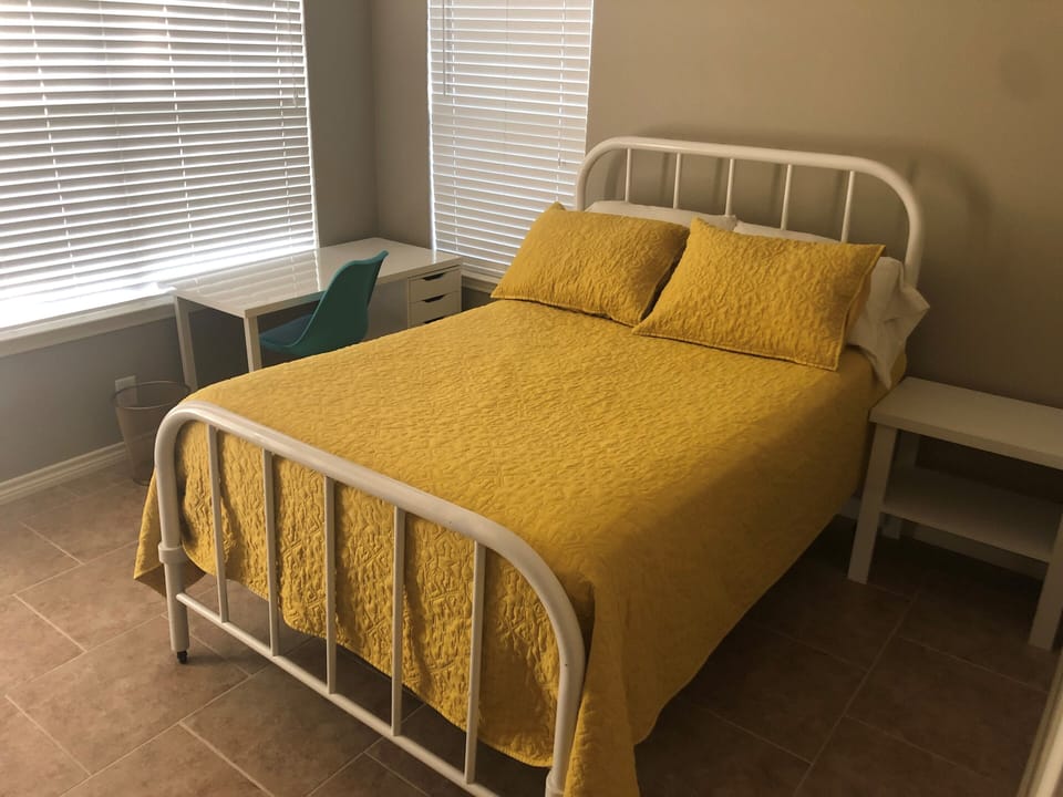 Spare 4th Full Size Bed