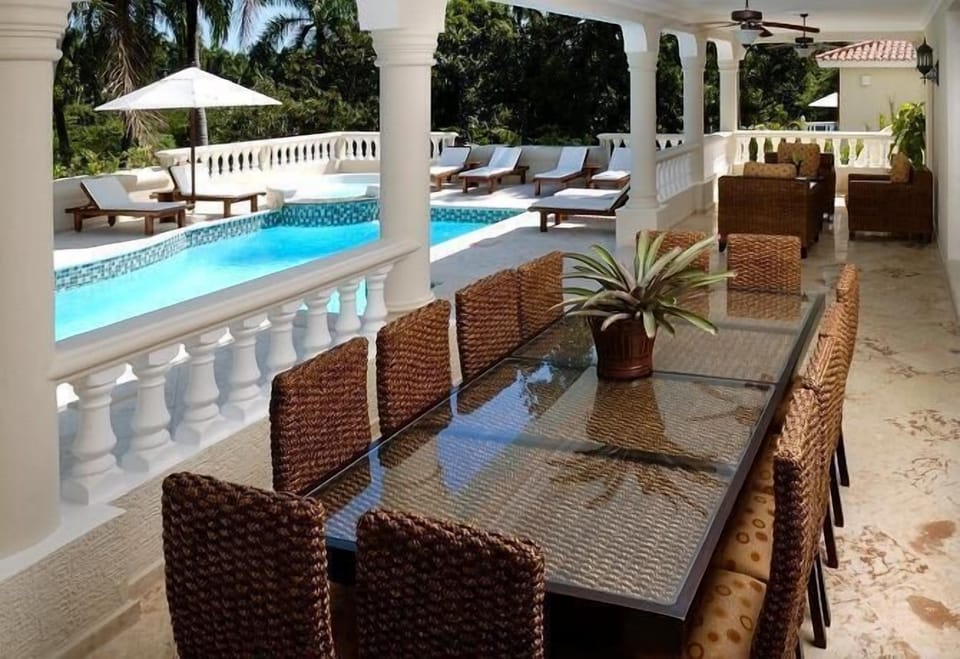 Enjoy Breakfast on your Veranda