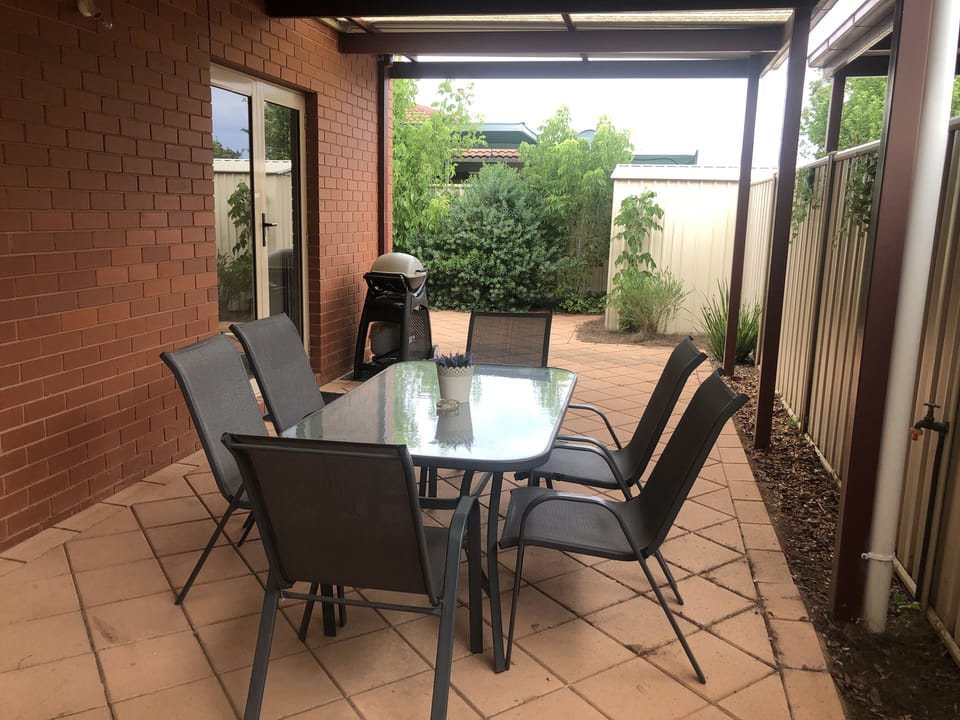 Enjoy relaxing in the BBQ area.

