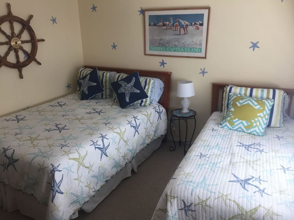 Guest BR with queen bed plus twin bed, cable and 20 inch TV, too.