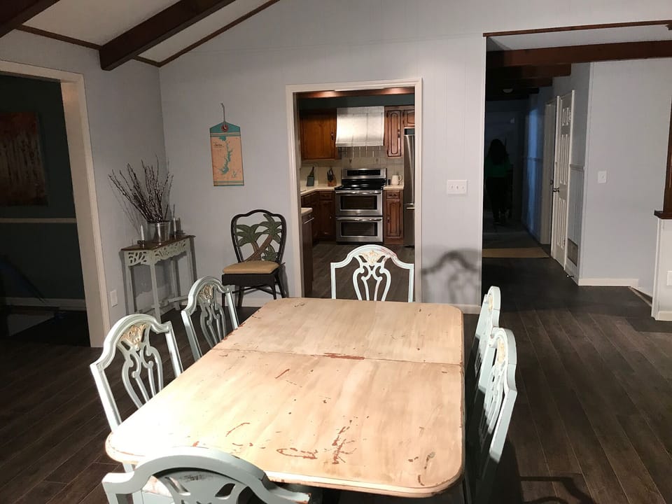 Dining area and kitchen 
