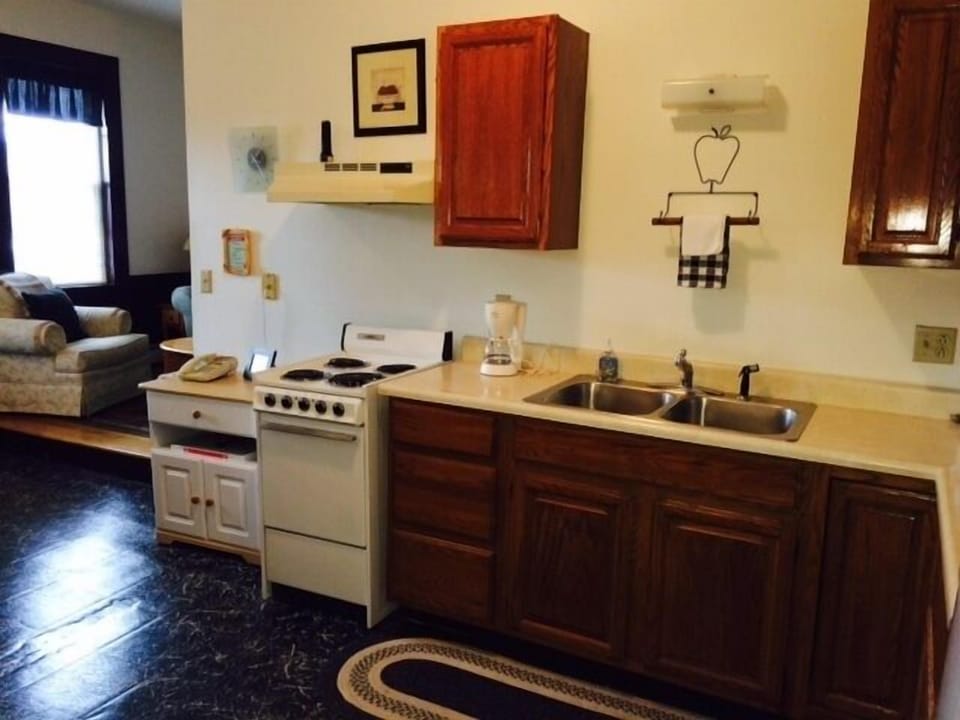Kitchen Suite #4