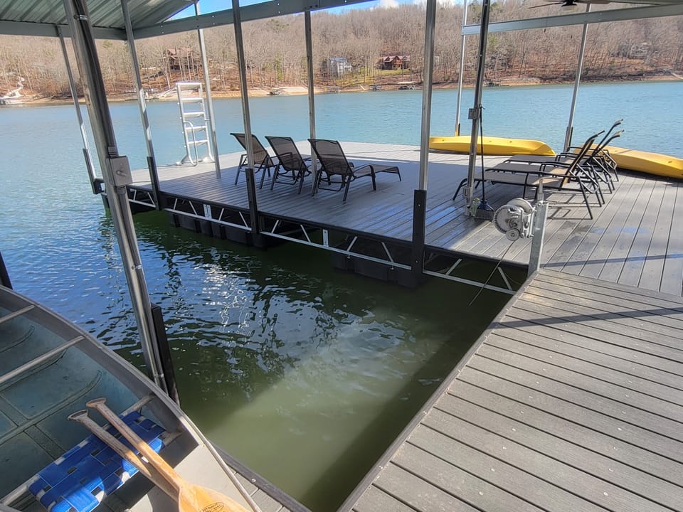 32 x 22 Partially Covered Swim Platform 