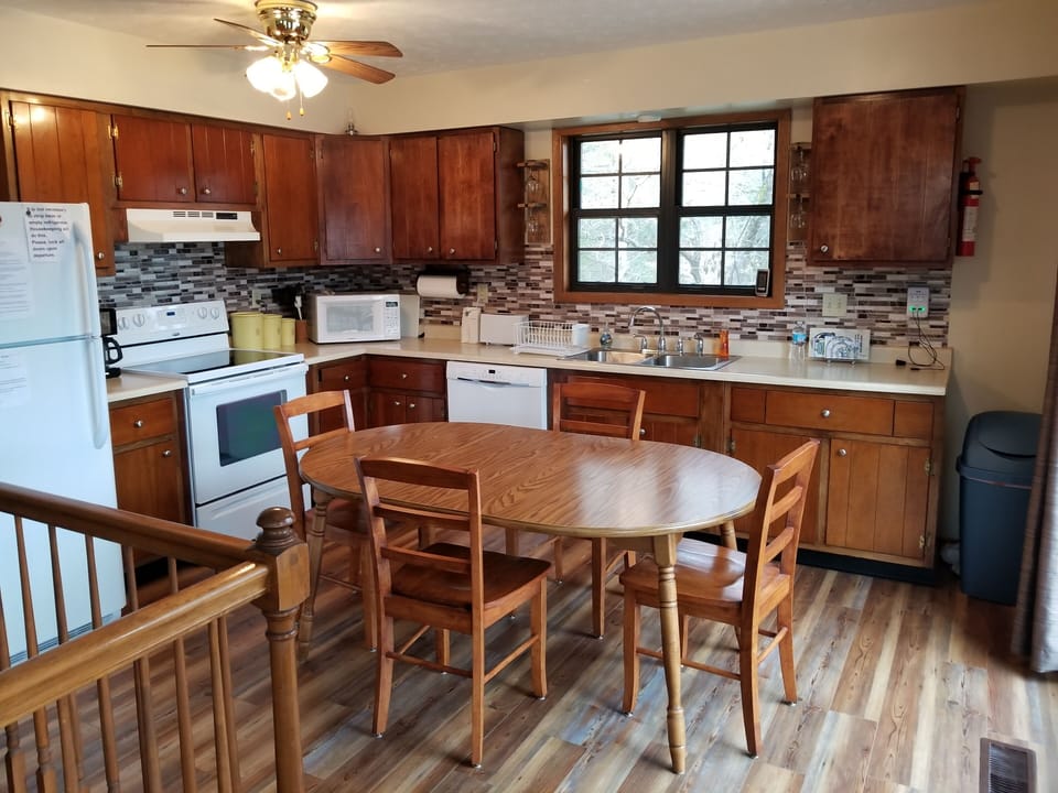 Kitchen, fully stocked